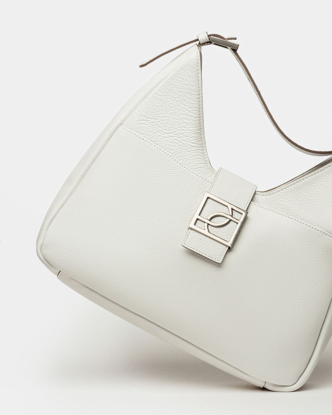 Bolso Signature en cuero graneado