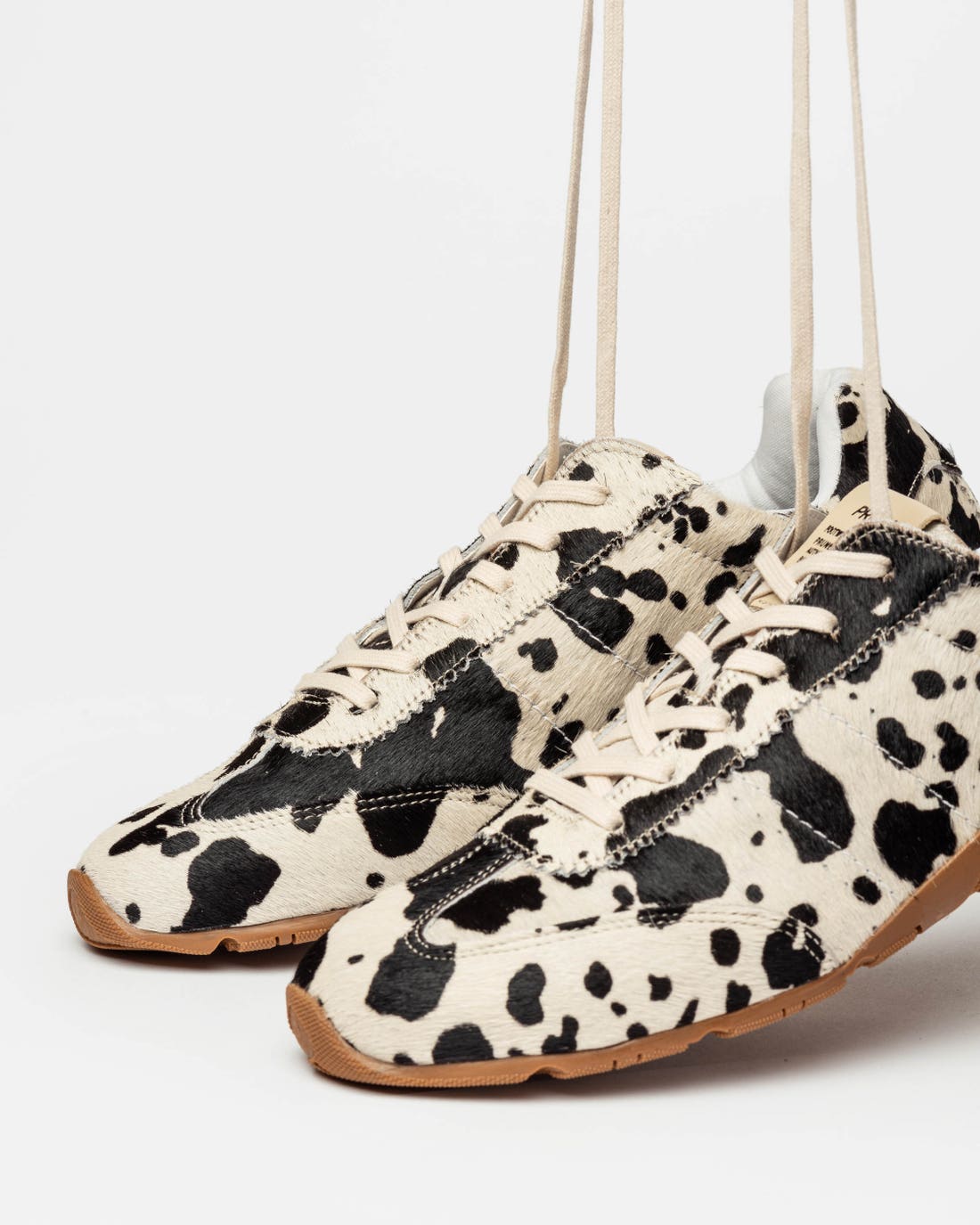 Zapatilla Julie de piel